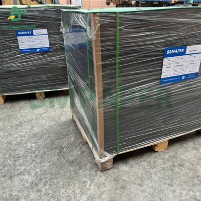 150gsm 180gsm Black Card Paper For Shopping Bags Folding Resistant 70 x 100cm