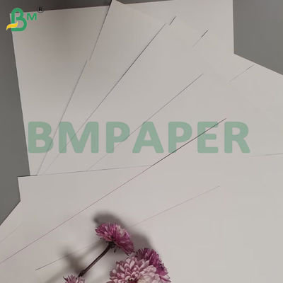 70 * 100cm Uncoated Bond Paper Offset Printing High Brightness Sheet